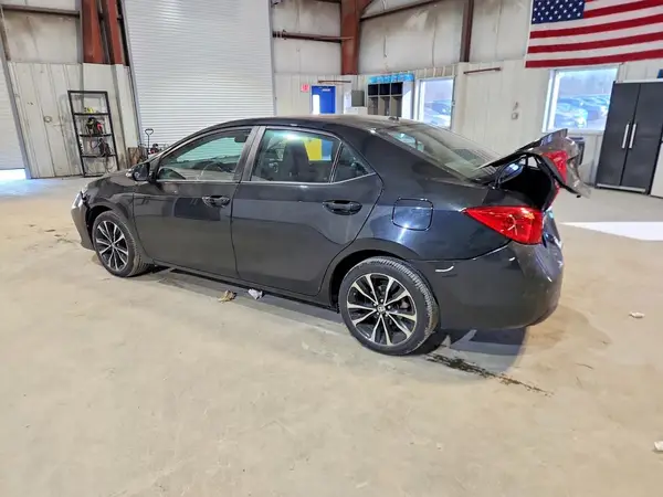 2T1BURHE8KC203499 2019 TOYOTA COROLLA - Image 2