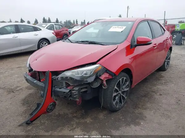 2T1BURHE8KC205205 2019 TOYOTA COROLLA - Image 2