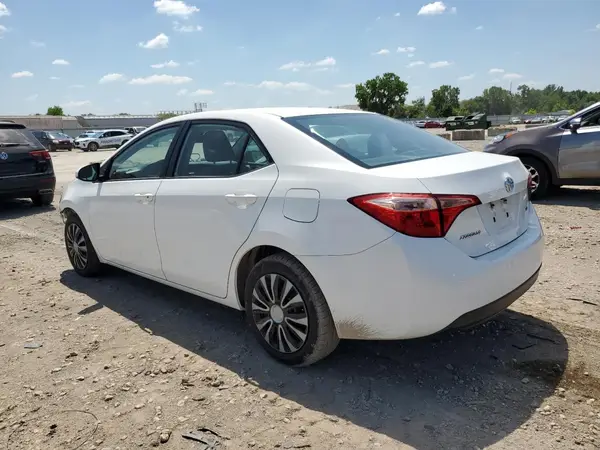 2T1BURHE8KC207794 2019 TOYOTA COROLLA - Image 2