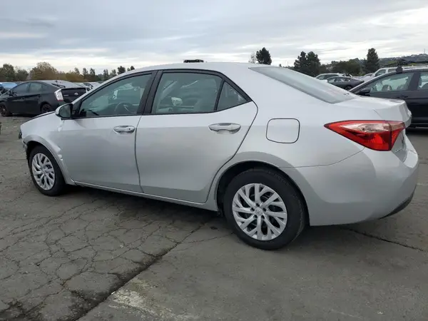 2T1BURHE8KC213076 2019 TOYOTA COROLLA - Image 2