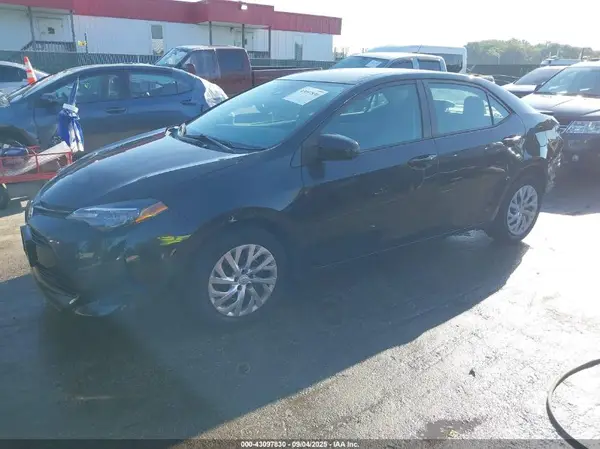 2T1BURHE8KC213417 2019 TOYOTA COROLLA - Image 2