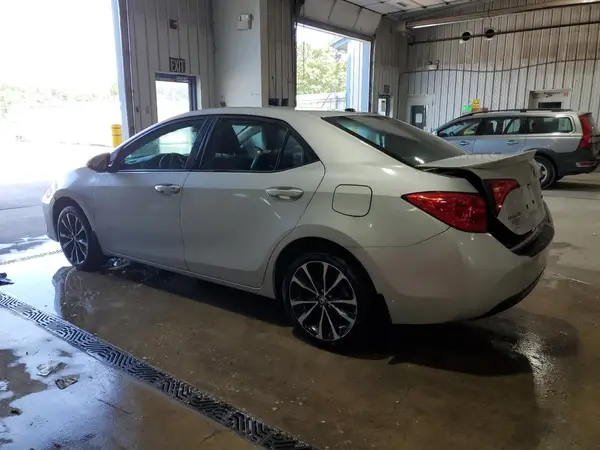 2T1BURHE8KC214065 2019 TOYOTA COROLLA - Image 2