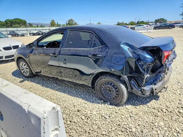 2T1BURHE8KC215992 2019 TOYOTA COROLLA - Image 2