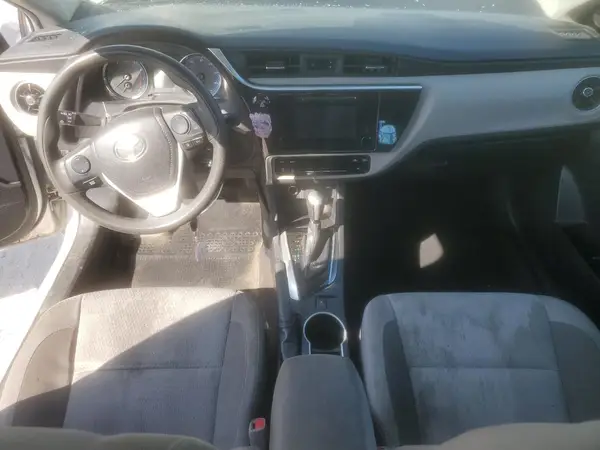 2T1BURHE8KC218049 2019 TOYOTA COROLLA - Image 8