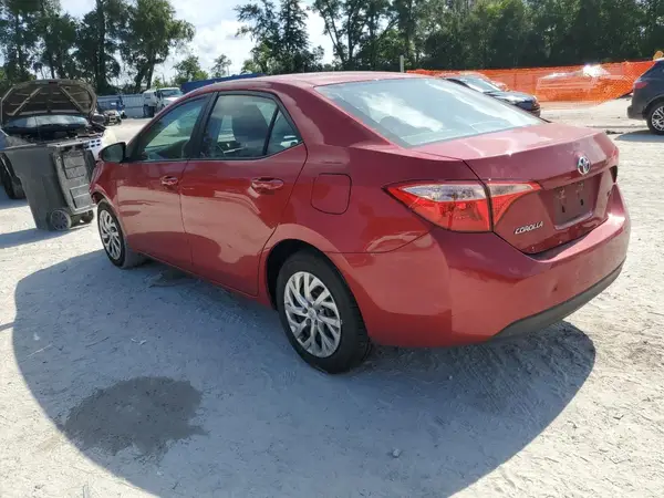 2T1BURHE8KC219282 2019 TOYOTA COROLLA - Image 2