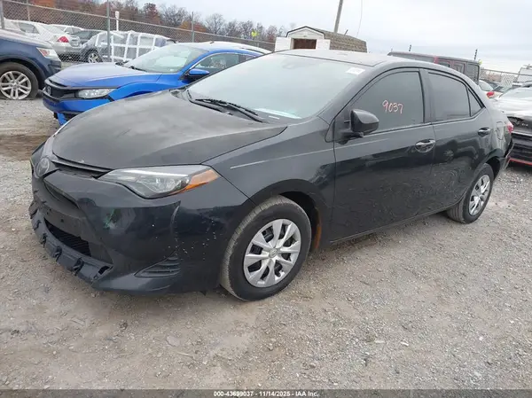 2T1BURHE8KC220366 2019 TOYOTA COROLLA - Image 2