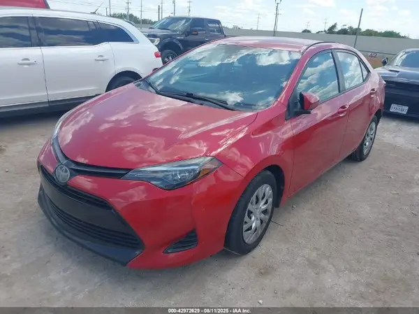 2T1BURHE8KC224580 2019 TOYOTA COROLLA - Image 2
