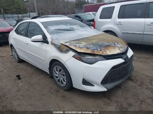 2T1BURHE8KC227883 2019 TOYOTA COROLLA - Image 1