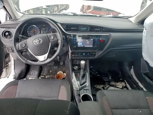 2T1BURHE8KC230329 2019 TOYOTA COROLLA - Image 8