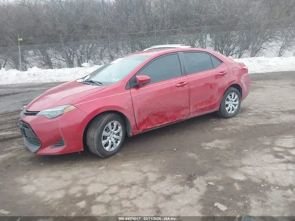 2T1BURHE8KC230895 2019 TOYOTA COROLLA - Image 2