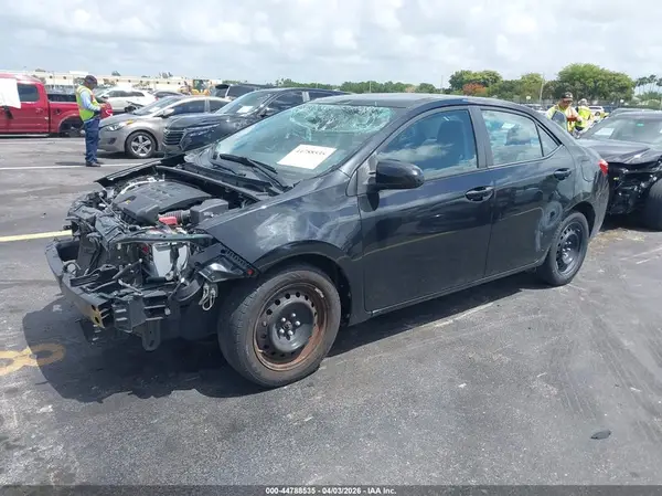 2T1BURHE8KC231724 2019 TOYOTA COROLLA - Image 2