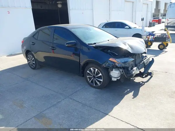 2T1BURHE8KC234025 2019 TOYOTA COROLLA - Image 1