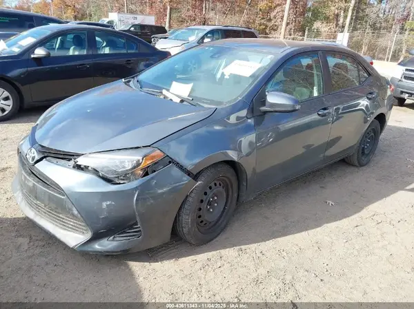2T1BURHE8KC235031 2019 TOYOTA COROLLA - Image 2