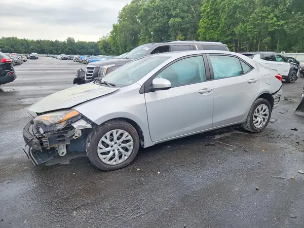 2T1BURHE8KC244585 2019 TOYOTA COROLLA - Image 1