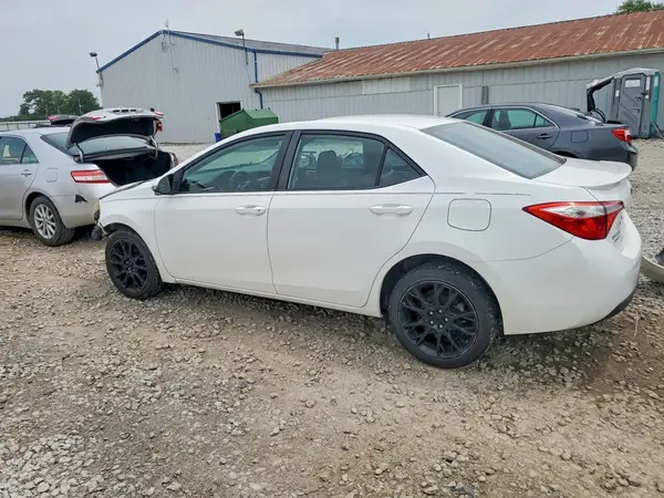 2T1BURHE9GC505889 2016 TOYOTA COROLLA - Image 2