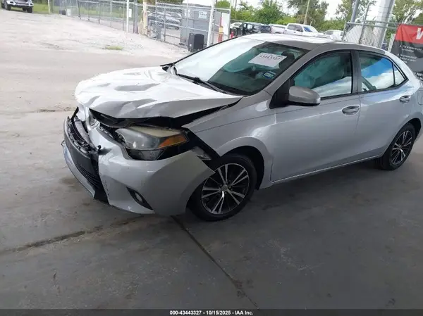 2T1BURHE9GC508274 2016 TOYOTA COROLLA - Image 2