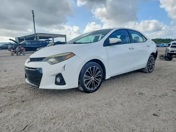 2T1BURHE9GC574808 2016 TOYOTA COROLLA - Image 1