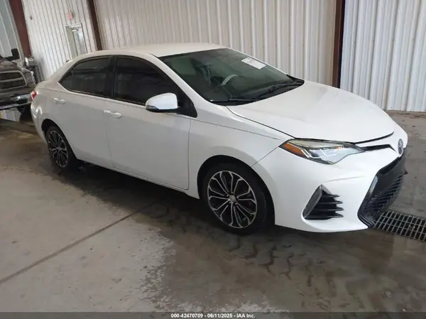 2T1BURHE9GC600114 2016 TOYOTA COROLLA - Image 1