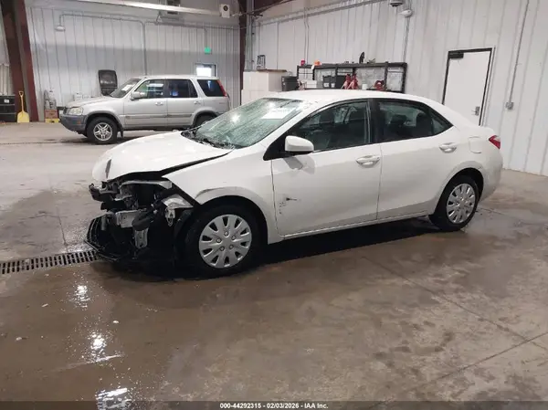 2T1BURHE9GC605572 2016 TOYOTA COROLLA - Image 2