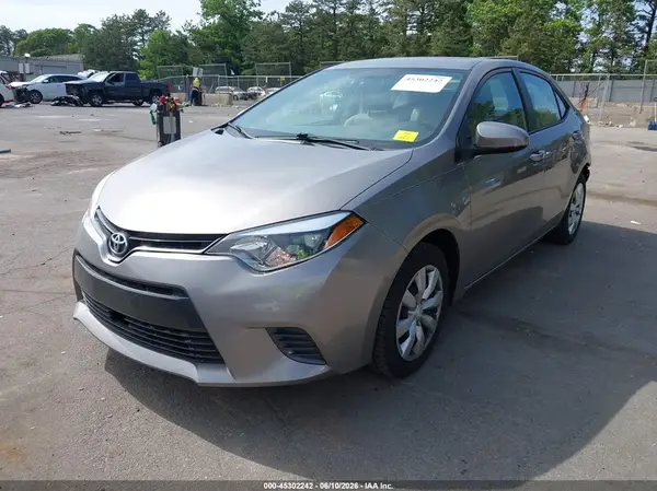 2T1BURHE9GC614384 2016 TOYOTA COROLLA - Image 2