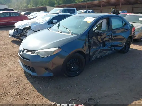 2T1BURHE9GC615809 2016 TOYOTA COROLLA - Image 2