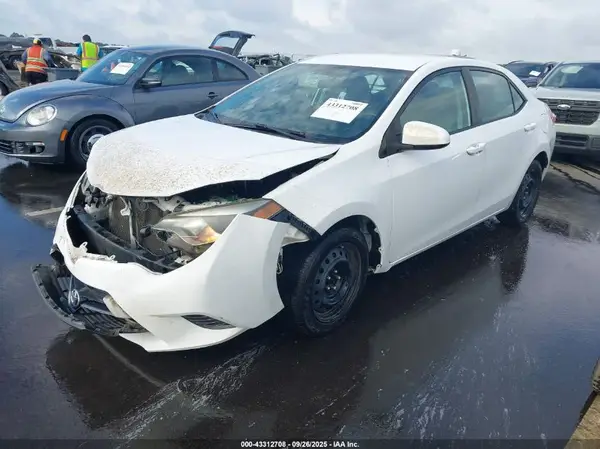 2T1BURHE9GC620735 2016 TOYOTA COROLLA - Image 2
