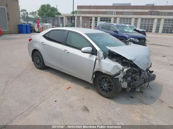 2T1BURHE9GC623201 2016 TOYOTA COROLLA - Image 1