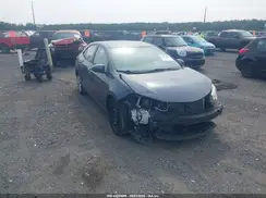 2T1BURHE9GC640841 2016 TOYOTA COROLLA