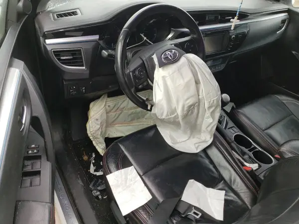 2T1BURHE9GC657753 2016 TOYOTA COROLLA - Image 8