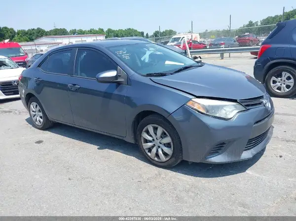 2T1BURHE9GC673001 2016 TOYOTA COROLLA - Image 1