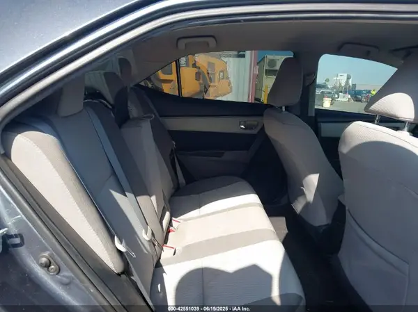 2T1BURHE9HC747163 2017 TOYOTA COROLLA - Image 8