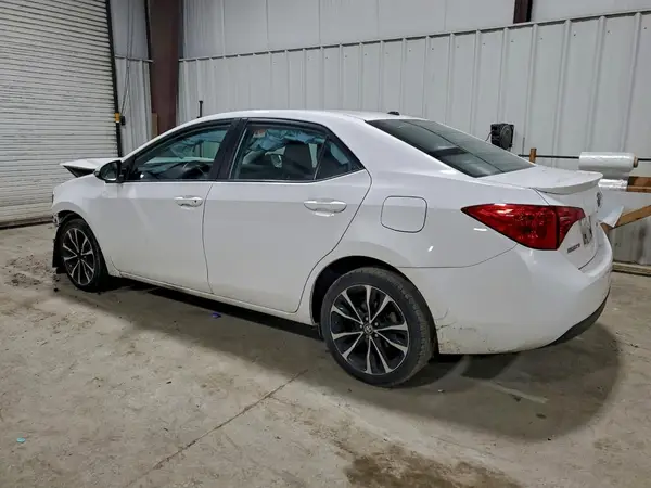 2T1BURHE9HC749799 2017 TOYOTA COROLLA - Image 2