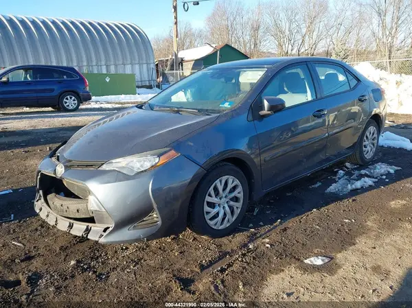 2T1BURHE9HC754288 2017 TOYOTA COROLLA - Image 2