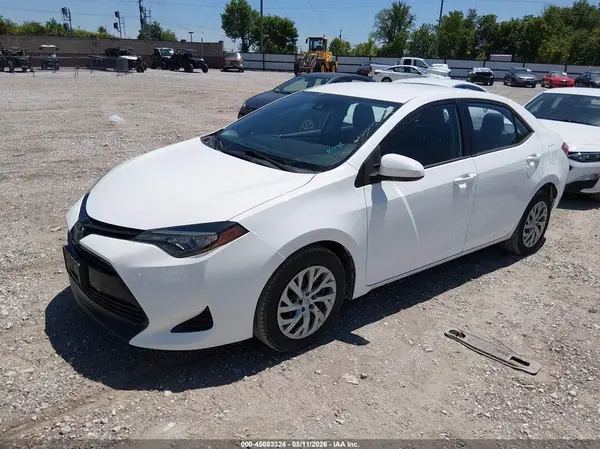 2T1BURHE9HC768174 2017 TOYOTA COROLLA - Image 2
