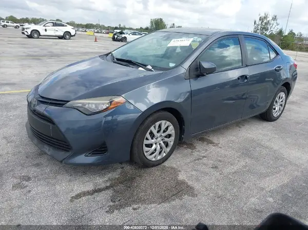 2T1BURHE9HC776209 2017 TOYOTA COROLLA - Image 2