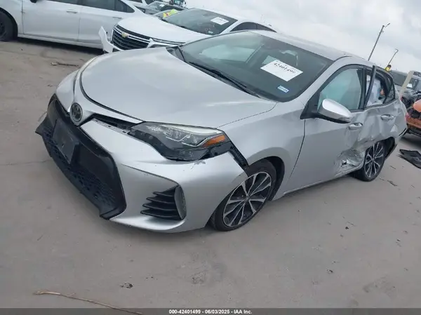 2T1BURHE9HC780146 2017 TOYOTA COROLLA - Image 2