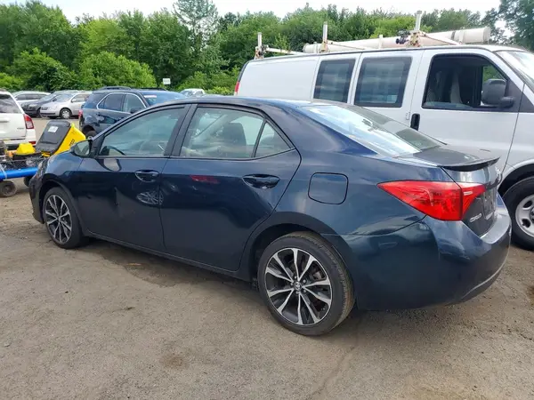2T1BURHE9HC782141 2017 TOYOTA COROLLA - Image 2