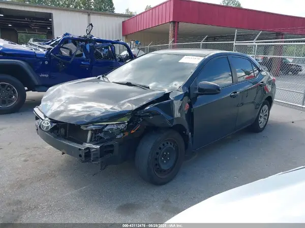 2T1BURHE9HC784133 2017 TOYOTA COROLLA - Image 2