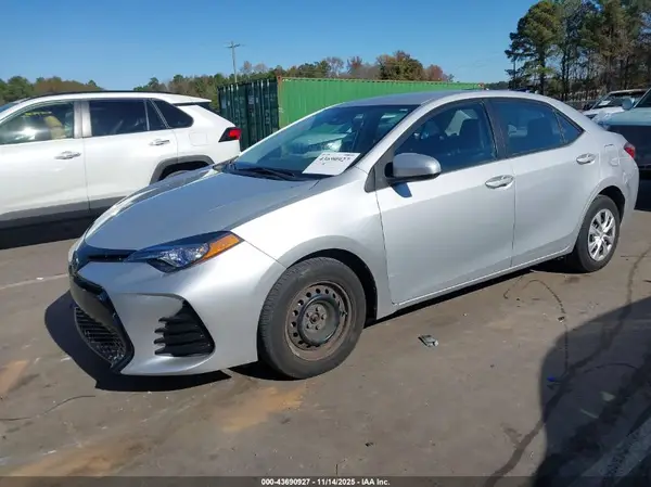 2T1BURHE9HC784536 2017 TOYOTA COROLLA - Image 2