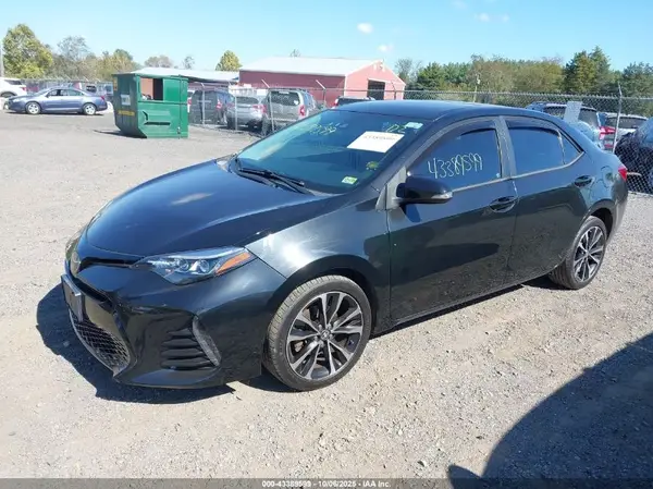 2T1BURHE9HC784603 2017 TOYOTA COROLLA - Image 2