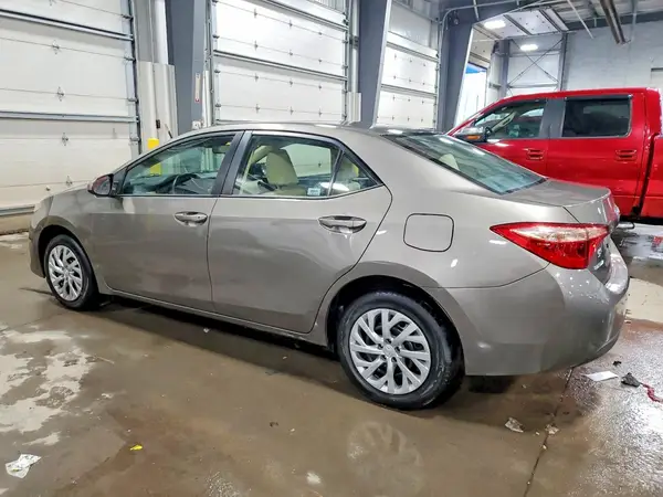 2T1BURHE9HC801299 2017 TOYOTA COROLLA - Image 2