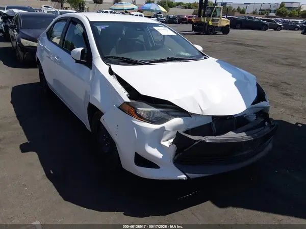 2T1BURHE9HC803828 2017 TOYOTA COROLLA - Image 1