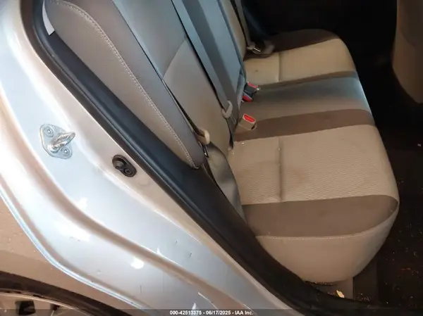 2T1BURHE9HC805899 2017 TOYOTA COROLLA - Image 8