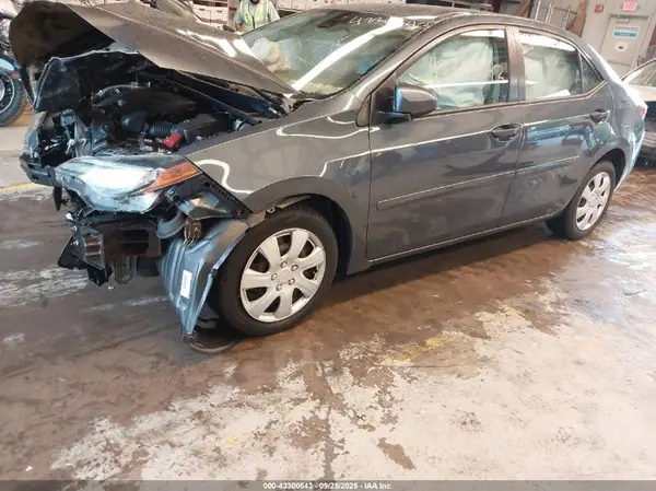 2T1BURHE9HC816711 2017 TOYOTA COROLLA - Image 2
