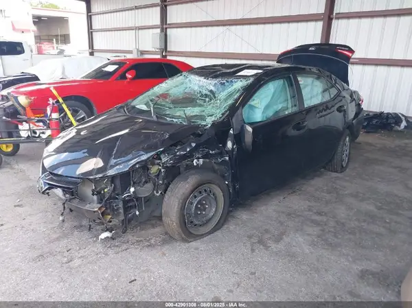 2T1BURHE9HC823612 2017 TOYOTA COROLLA - Image 2