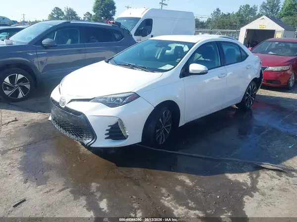 2T1BURHE9HC823772 2017 TOYOTA COROLLA - Image 2
