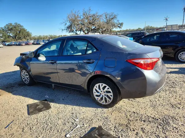 2T1BURHE9HC823996 2017 TOYOTA COROLLA - Image 2