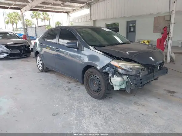 2T1BURHE9HC832939 2017 TOYOTA COROLLA - Image 1