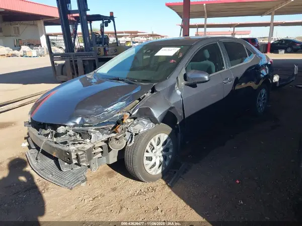 2T1BURHE9HC833475 2017 TOYOTA COROLLA - Image 2