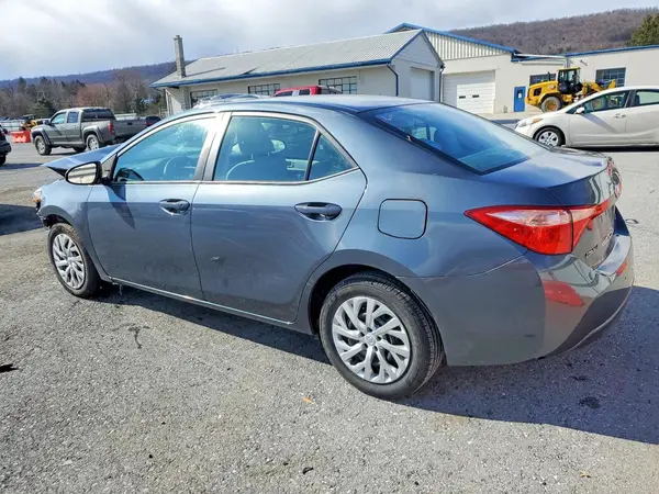 2T1BURHE9HC834500 2017 TOYOTA COROLLA - Image 2